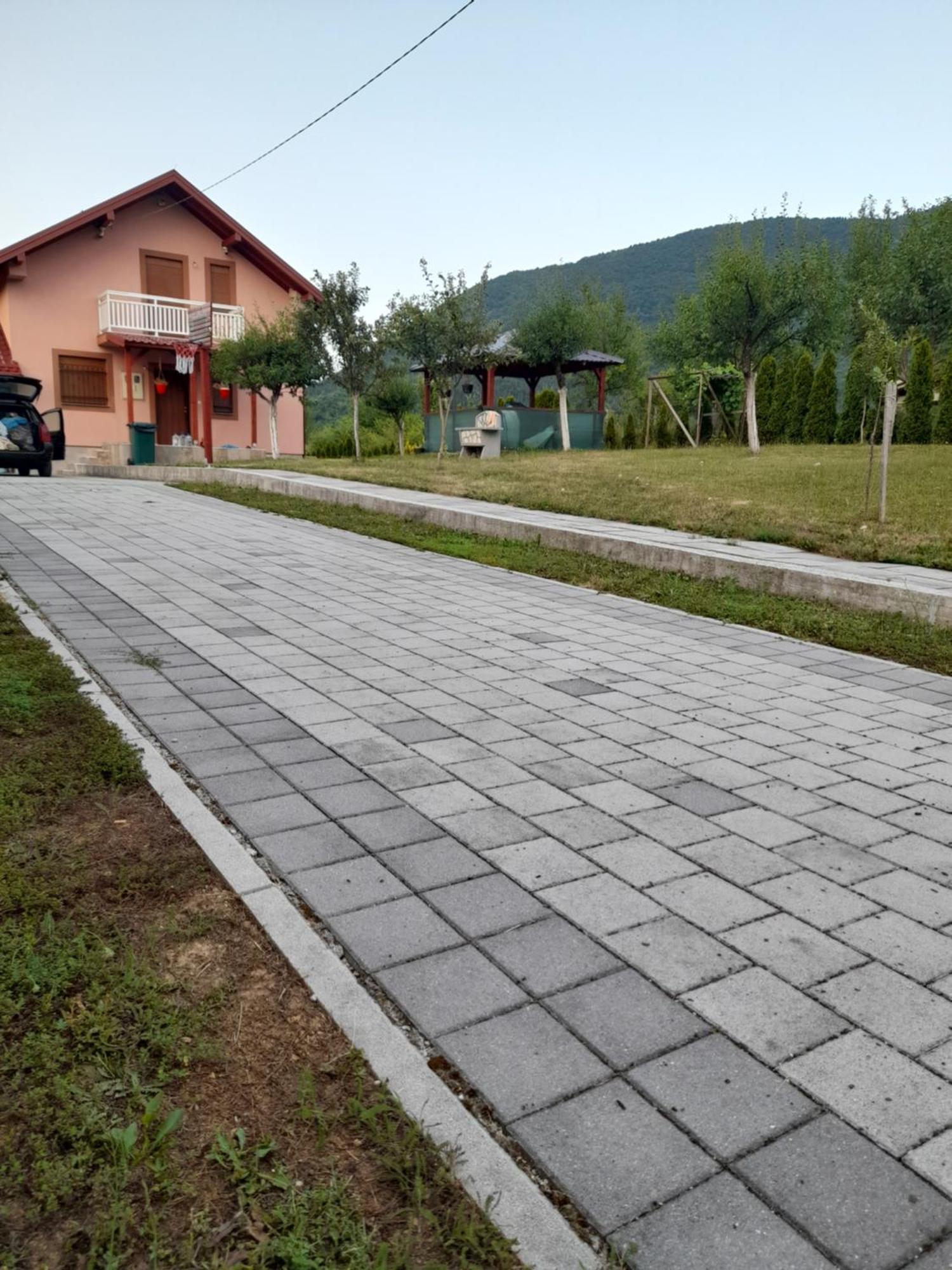 Villa Usivak For Green Quiet Holiday Near Sarajevo#Travellerawards2025 외부 사진
